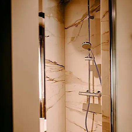 Baarlo Hotel 3*